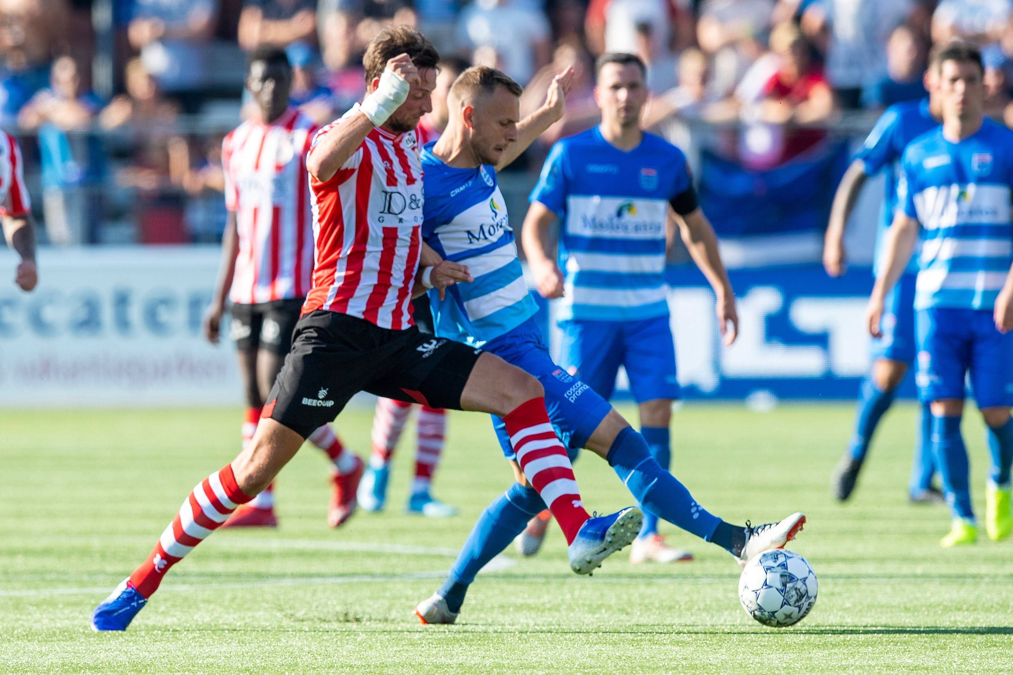 攻防两端的 攻防两端的