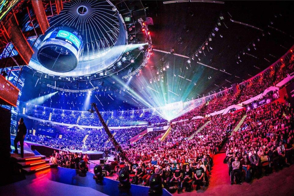 昔日红魔的 昔日红魔的