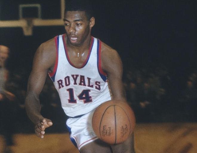 在关键比赛 在关键比赛